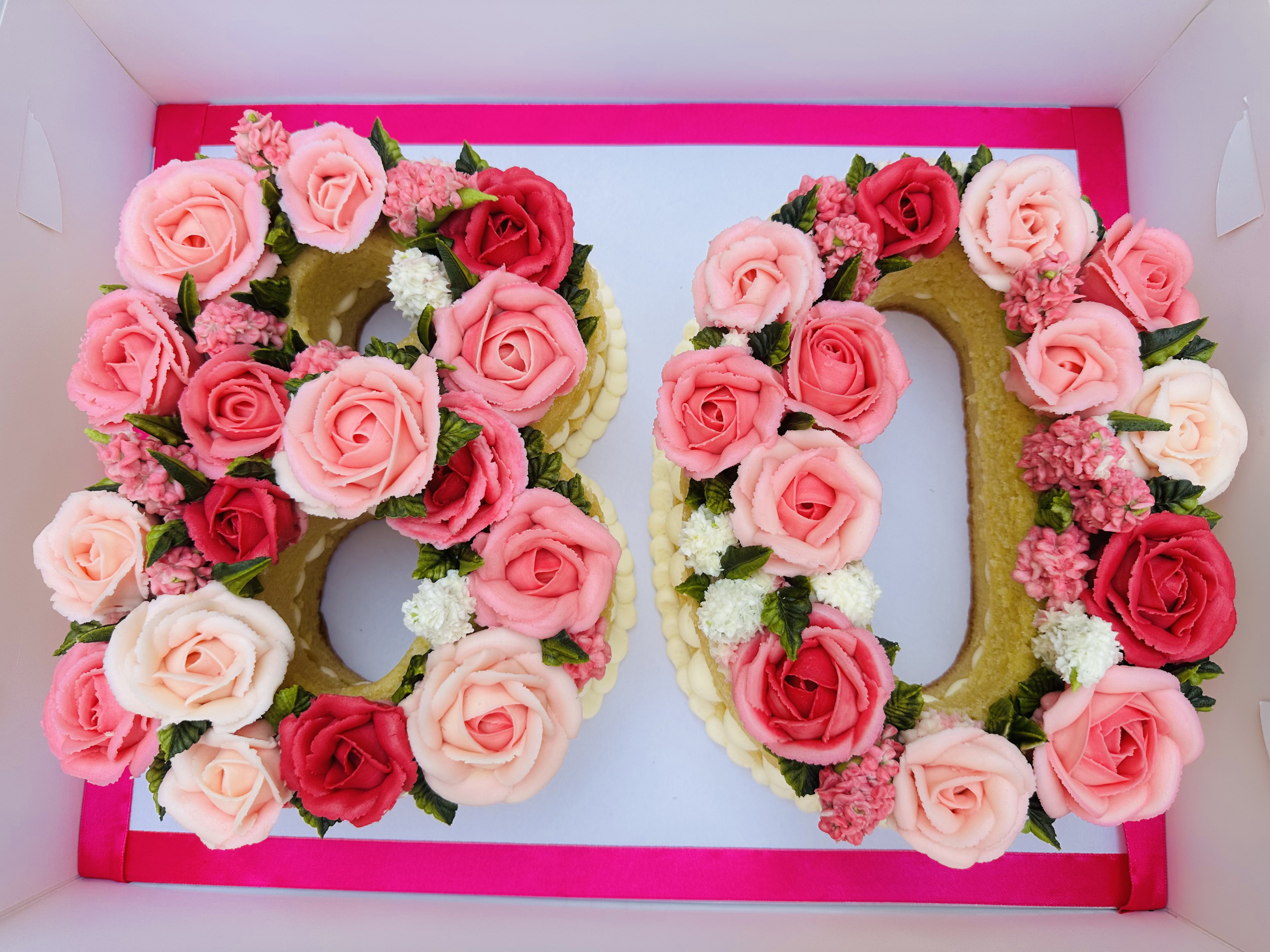 Floral cupcakes for a special celebration